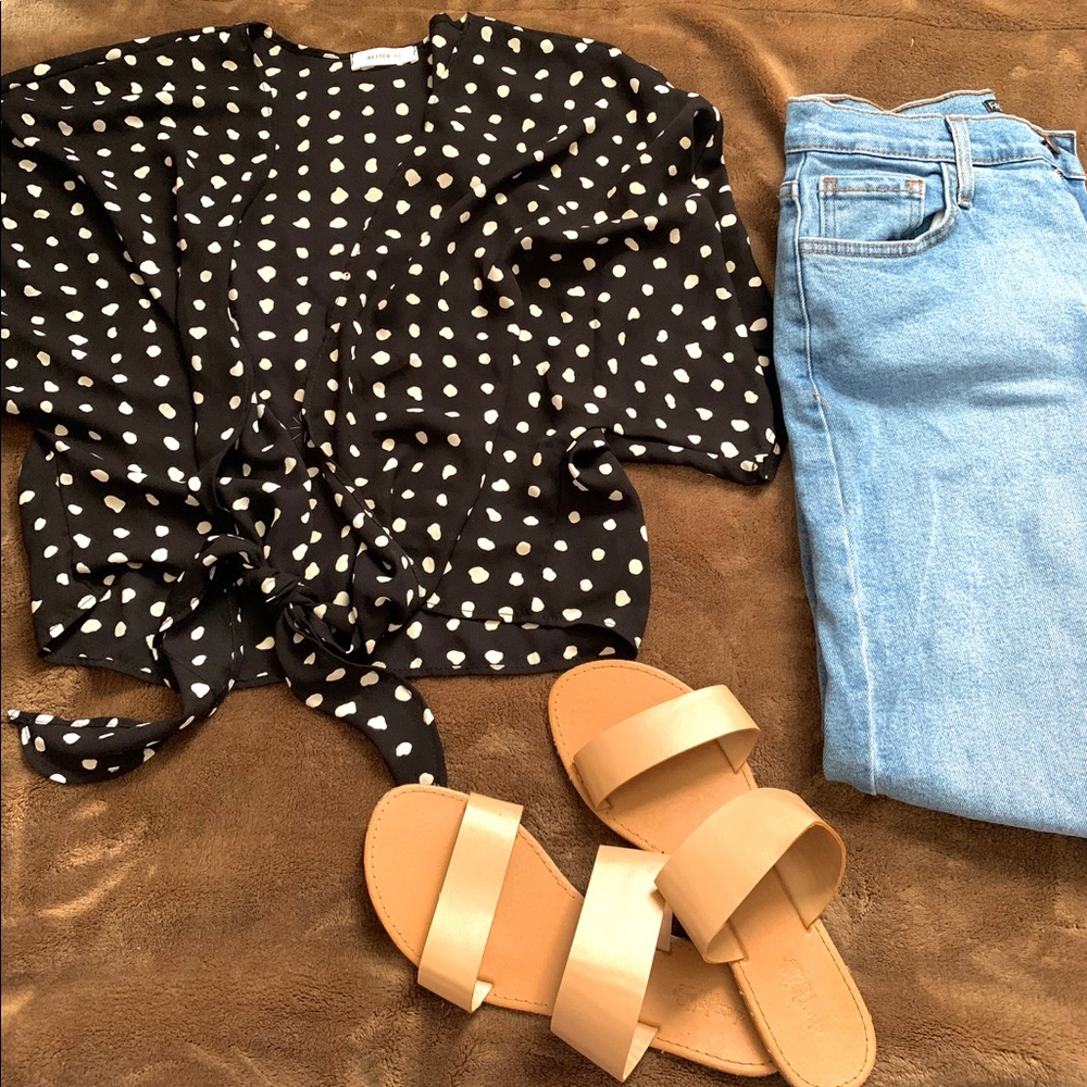 Prettylittlething dot knot top